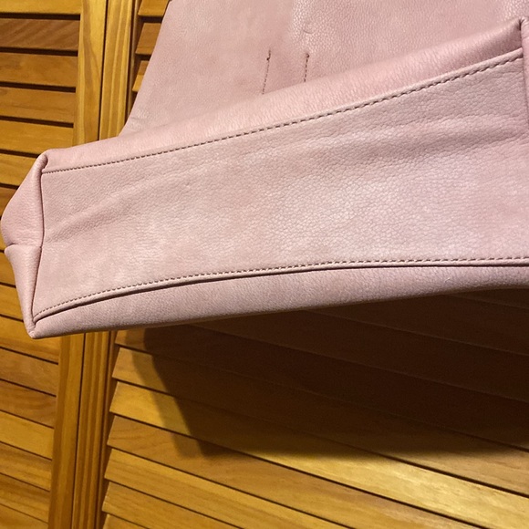 Nice tote bag with additional belt - Picture 4 of 5